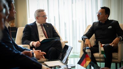 Karsten Wildberger im Gespräch mit Jitin Prasada
