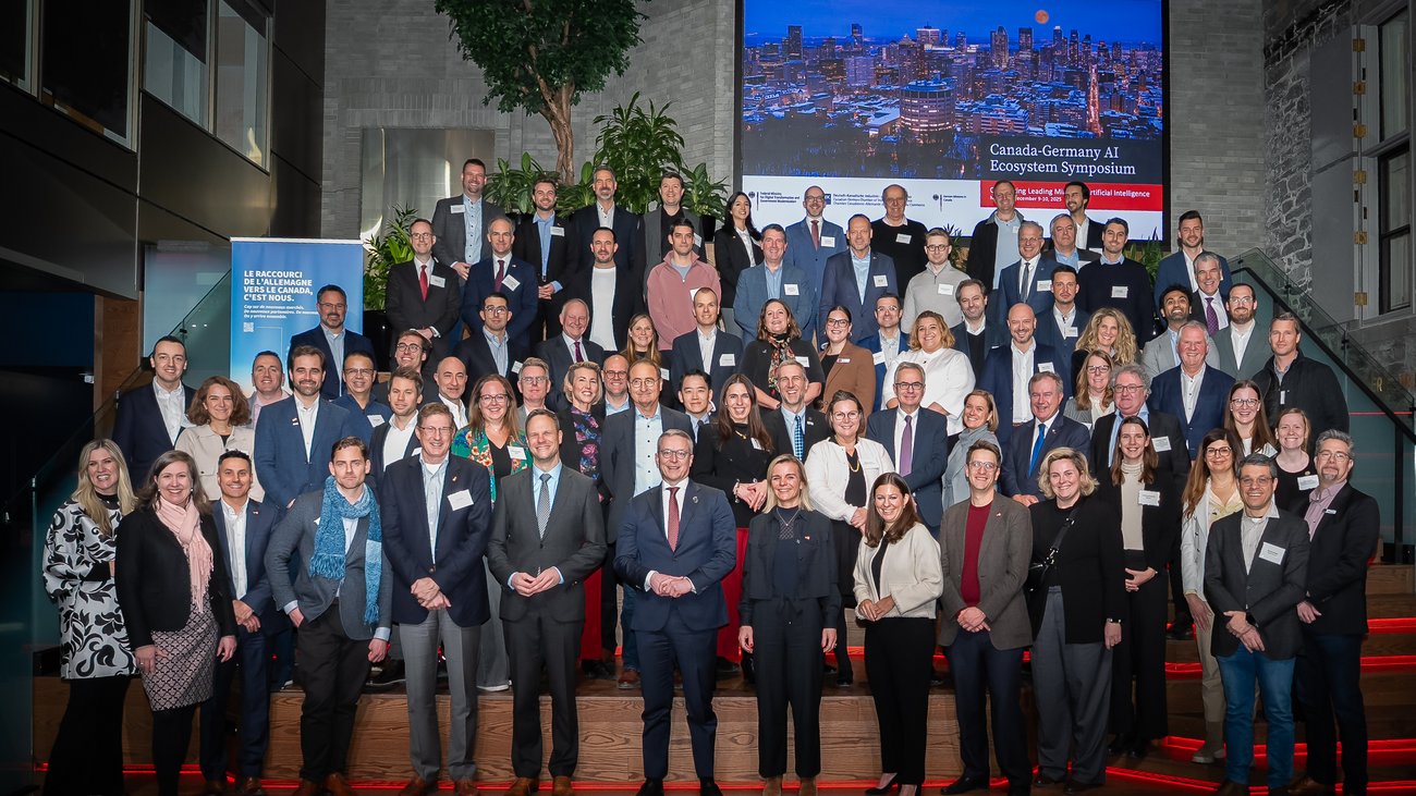 Gruppenfoto der Teilnehmenden am AI Ecosystem Symposium