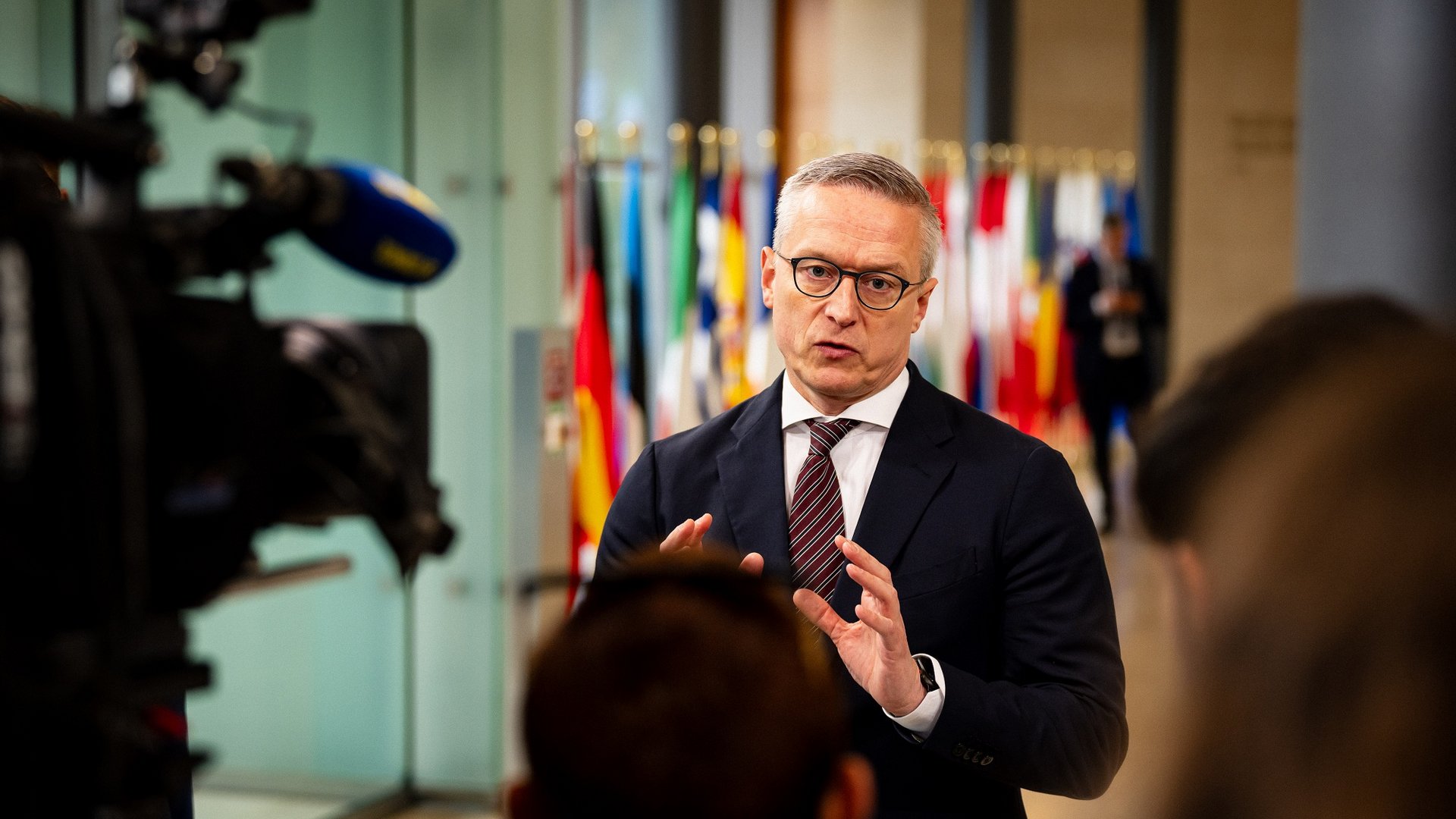 Karsten Wildberger beim Doorstep-Statement vor Beginn des EU-Telekommunikationsrates.