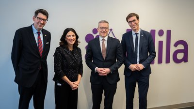 Von Links: Botschafter Matthias Lüttenberg, President and CEO Valerie Pisano, Digitalminister Karsten Wildberger und Generalkonsul Christian Wagner
